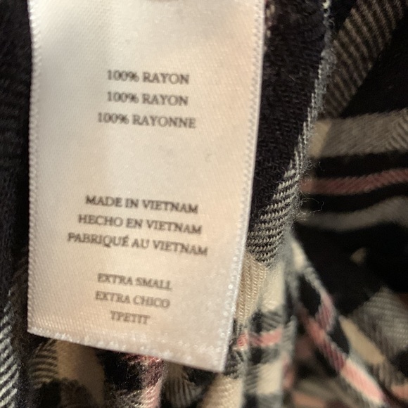 Rails Plaid Button Down Shirt - Picture 6 of 7